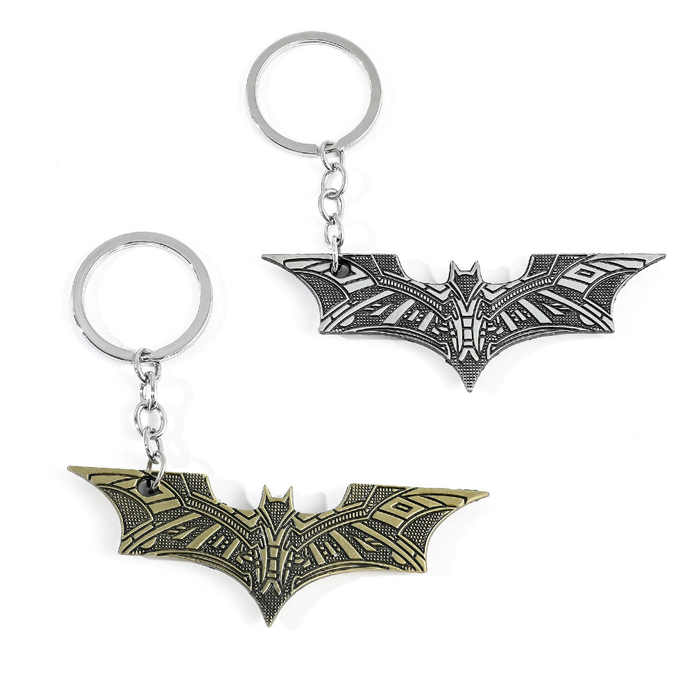 バットペンダントキーホルダーおもちゃスーパーヒーロー映画ジュ - Car Accessories For Women のレビューと価格