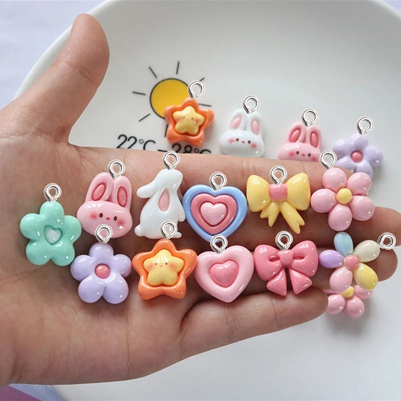 10 個かわいい光沢のある花ウサギ樹脂チャーム、DIY 女性 - Car Accessories For Women のレビューと価格